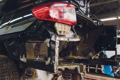 Major Pros and Cons of Front and Rear Strut Bars